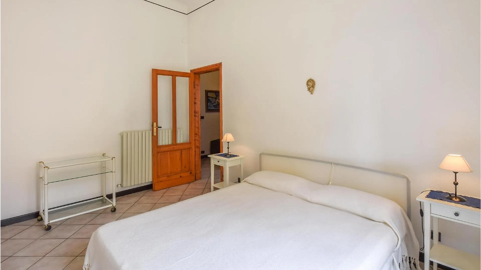 2 Bedroom Amazing Apartment In Chiavari